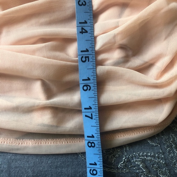 Guess Nude Colored Ruched Pencil Skirt - Picture 8 of 9